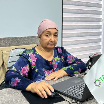 Мирхолова Санобар